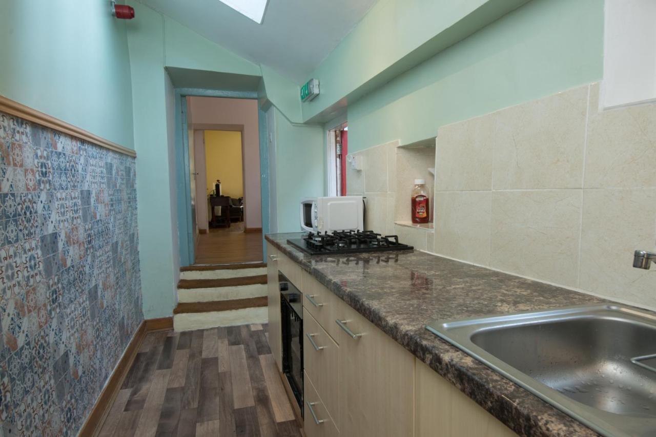 7 Bedroom Townhouse Edimburgo Esterno foto