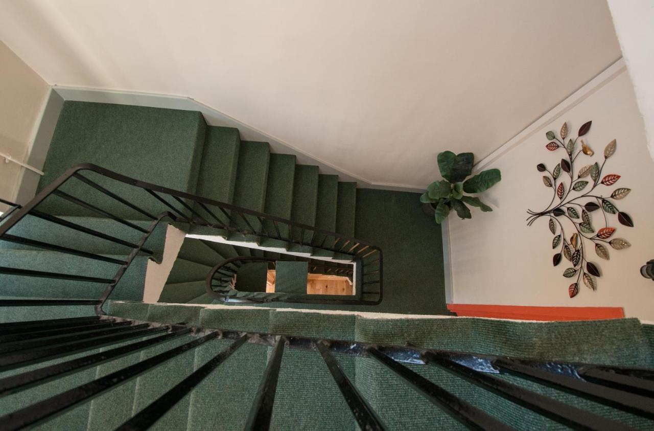 7 Bedroom Townhouse Edimburgo Esterno foto